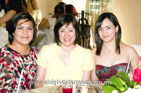 28062009 Diana García, Alejandra Hernández y Mónica de la Fuente.