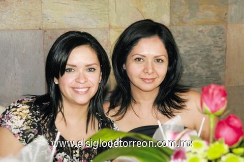 28062009 Nadia Muñoz y Ani Avilés.