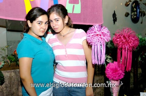 28062009 Rita María y su hermana Esperanza Iglesias Luna.