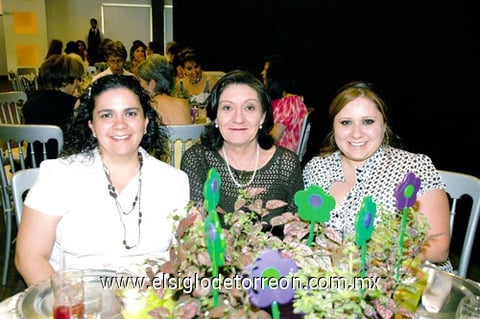 28062009 Ana Cecy del Bosque, Leonor de Del Bosque y María Fernanda del Bosque.