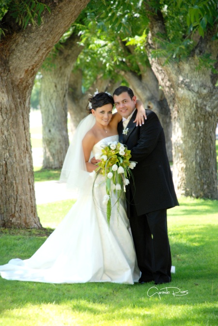 Srita. Georgina Adriana Madinaveitia Chávez unió su vida a la del Sr. Juan Carlos Rechy Domínguez, el pasado 23 de mayo de 2009, en punto de las 18:00 horas, en la iglesia de La Medalla Milagrosa.

Gerardo Rivas Fotografía