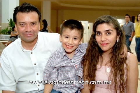 01072009 Hipólito Hernández, Rocío Estarda y Marco Polo Hernández