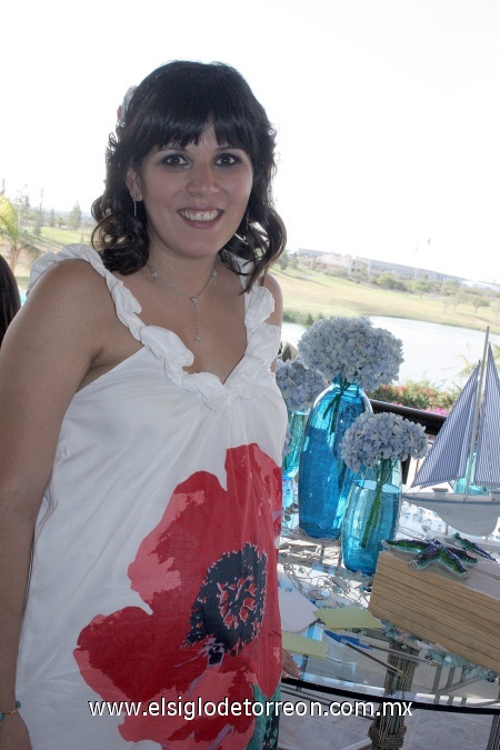 María Fernanda Belmont de Mena en su fiesta de canastilla, organizada por Maricarmen y Georgina.