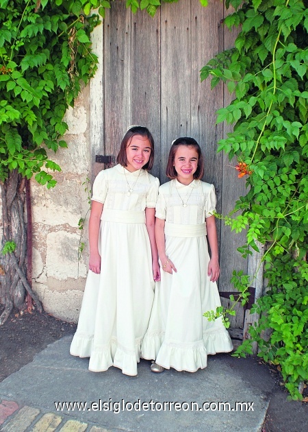 Linda Comunión
Las hermanitas Arantza y Fernanda realizaron su Primera Comunión en San Antonio Texas, donde radican.