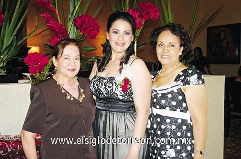 05072009 Conchita de Silos, Patricia Zermeño y Esperanza de Zermeño.