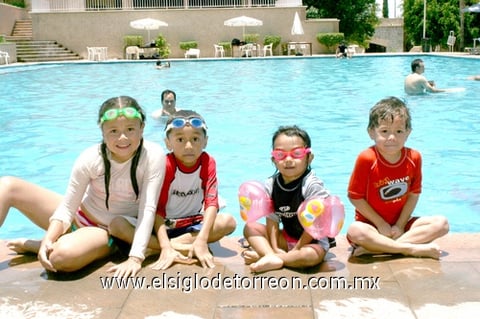 10072009 Valeria, Jorge, Paulina y Diego Lara Martínez.