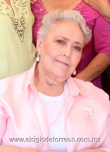 10072009 Aurorita Huízar de Guerrero festejó feliz su cumpleaños.