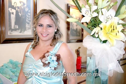 10072009 Adda disfrutó de su fiesta prenupcial, con motivo de su próximo enlace con Óscar Alonso García Montelongo.- Isela Sotomayor Fotografía