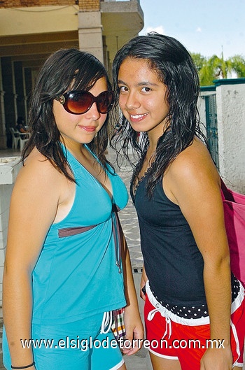 18072009 Stephy Pichardo y Cristina Estrada.
