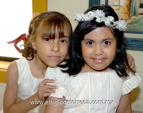 15072009 Lintzia Hernández y Mariana Lizbeth Chávez.