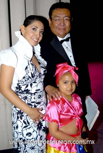 15072009 Asistieron al evento.  José Luis Milán, Zaira Milán y Ana Sofía Salcido.