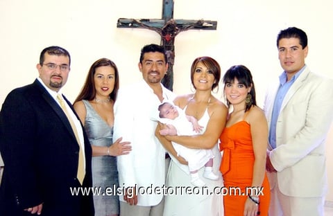23072009 Armando Mercado, Sonia Flores de Mercado, Sergio Flores, Adriana Sosa de Flores, Ana Sofía Flores, Andrea Sosa Franco y Mario Villanueva.