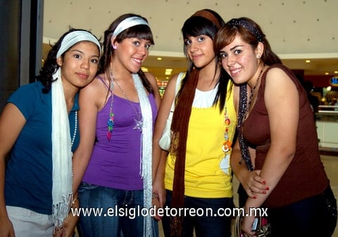 23072009 Yesenia Méndez, Sandra Escandón, Brenda Rayos Herrera y Ana Ramírez.