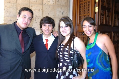 25072009 Axel Valero, José Espino, Ilse Fernández y Liz Córdova.