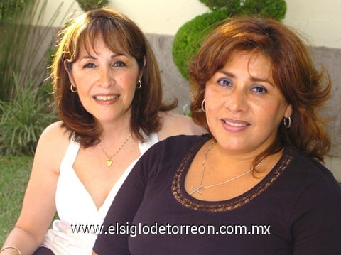 27072009 Mireya de Campos y Silvia de Campos.