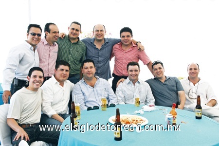 GENERACIÓN 91-94 Armando, Jorge, Alberto, Héctor, Daniel, Jorge, Carlos,Manuel, Alberto, Javier y Paco, ex-compañeros de la Pereyra.