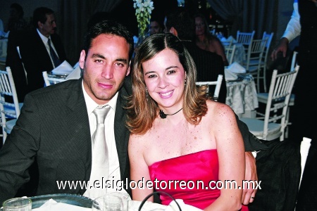 De gala. Roberto Castro y María Fernanda Roque de Castro.