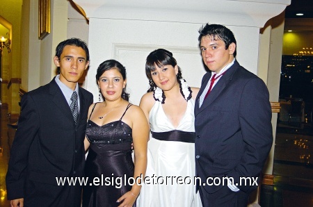Bachilleres. Gabriel García, Ana Valenzuela, Ale Padrón y Jorge Salas.