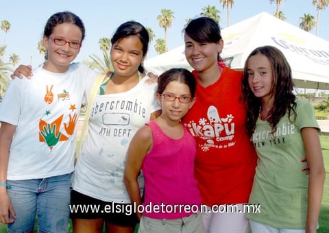 29072009 Lucía, Bárbara, Tamara, Elaine y Karla. EL SIGLO DE TORREÓN/JESÚS HERNÁNDEZ
