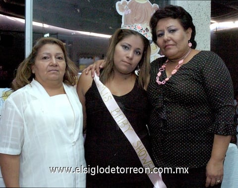 29072009 Jaqueline Rodríguez Delgado, recibió una fiesta de canastilla organizada por Silvia Delgado y Susana Morfín.