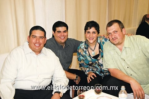 19072009 Javier y Alejandro Bustos, Melissa de Myzdrikov y Dimitry Myzdrikov.