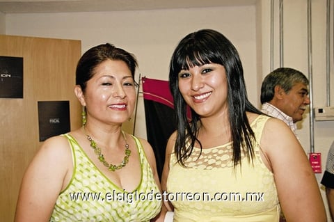 19072009 Nancy Cervantes y Nancy Olvera.