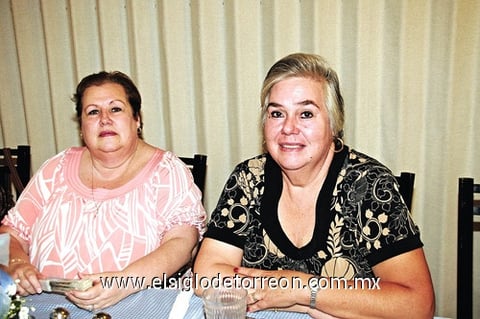 19072009 Mary Carmen de Sifuentes y Paty de Corcuera.