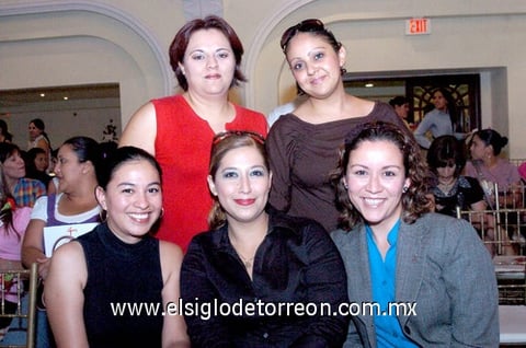19072009 Reyna Meléndez, Ana Lilia Zúñiga, Cristina González, Rita Nohemí Ibarra y Mirna Esquivel.