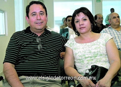 04082009 Alejandro Velasco Reyes y Mónica Moreno Carrillo.