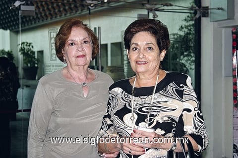 15082009 Consuelo Arias y Eva de Echavarría.