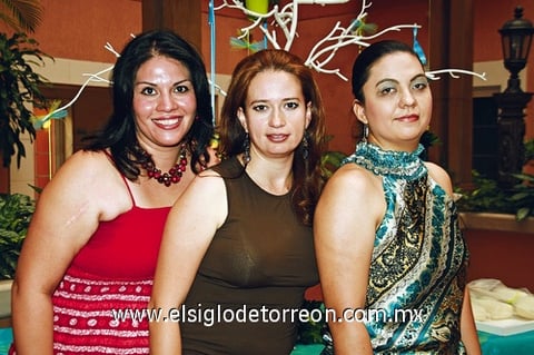 15082009 Laura de Martínez, María Matilde Valdez y Belinda de Murra.