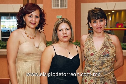 15082009 Sara Rodríguez, Lilia Posada y Adis de Díaz.