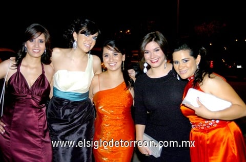 02082009 Ileana Samaniego, Gaby Ponce, Cecy Cortés, Paty Castro y Lupita Garza.