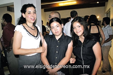 02082009 Leticia Núñez de González, Ana Cecilia González y Sara Madrigal.