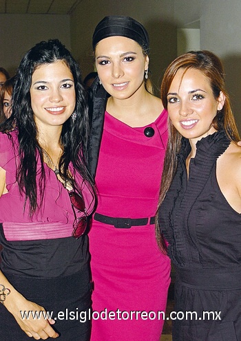 22082009 Liliana Villa, Luz Arely Astorga y Lorena Sáenz.
