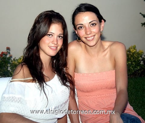 13082009 Mónica R0mán y Marilú de Vega, asistieron a una fiesta de cumpleaños.