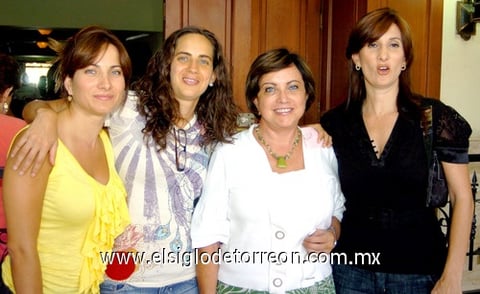 06082009 Entusiasta público. Sandra, Lorena, Susana yMaría.