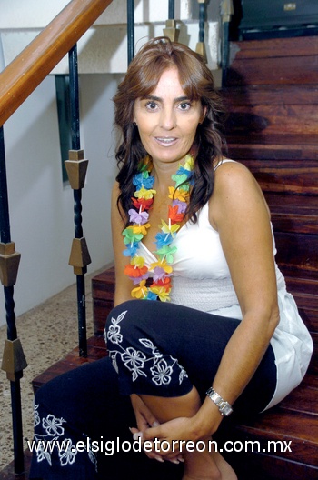 09082009 Mónica Diez Bracho, celebró su cumpleaños