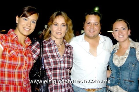 09082009 Gina Núñez, GinaMora, Chuy de la Garza y Alma Villalobos