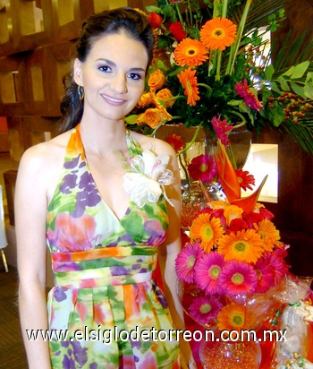 20082009 Carmen Lucía Alvarado Cuevas contraerá nupcias en breve, con su novio, Rodrigo O. Salazar Martínez.- Érick Sotomayor Fotografía