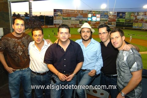 16082009 Carlos, Antonio,  Alejandro, Jesús, Javier y Romualdo.