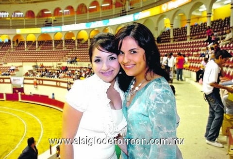 23082009 Jacqueline López González y Dulce Elena Parga.