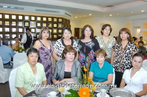 23082009 Teresa Acosta, Antonia Amen, Lupita Méndez, Guadalupe Villarreal, Magaly Ollervides, Silvia Ávila, María Ávila, Rosario Mayorga y Rosy Escobar.
