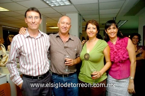21082009 Diego Berlanga, Roy Dingler, Susy de Dingler y Lucero de Berlanga, presentes en evento de cultura.