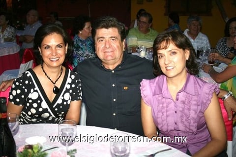 23082009 Esthela, Ricardo y Margarita. EL SIGLO DE TORREÓN/JAIME DE LARA