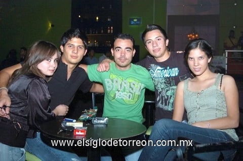 30082009 Karime Gutiérrez, César Rodríguez, Huns Lewels, Andres Fernández y Araceli Carmona.