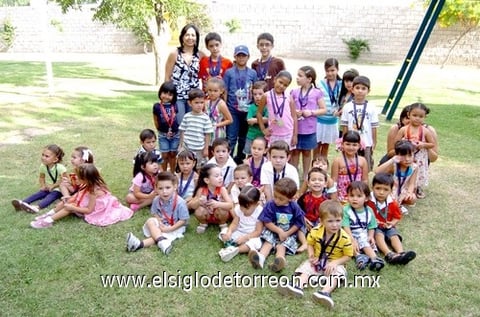 02092009 Clausura del curso de natación, impartido por la maestra Rocío Arizpe.