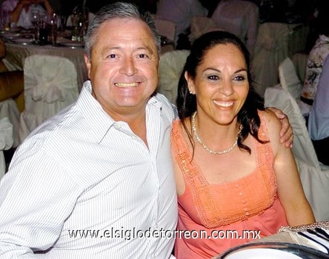 01092009 Rafael e Irma Pelayo asistieron a reciente festejo de cumpleaños.