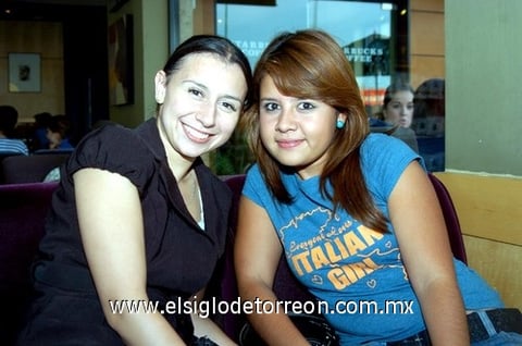 01092009 Maribelle González y Mildreth Romo.