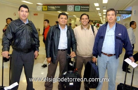 01092009 Miguel Ángel Fragoso, Fabián Castillo, Javier Saldaña y Carlos Augusto Pérez llegaron de la Ciudad de México.